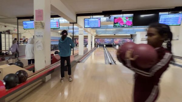 Bowling party COS Youth Choir 08